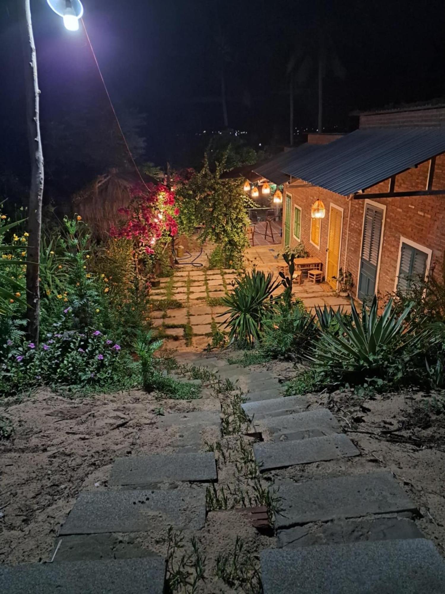 Homestay Dat Phu Tuy Hoa Eksteriør billede